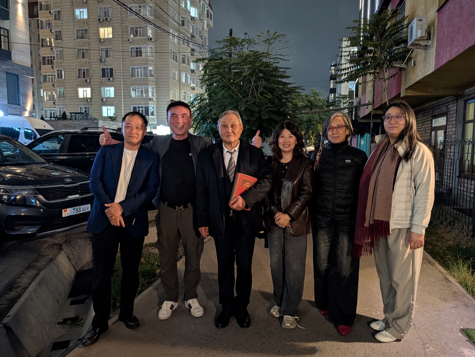 法律先生团队吉尔吉斯斯坦会晤合影